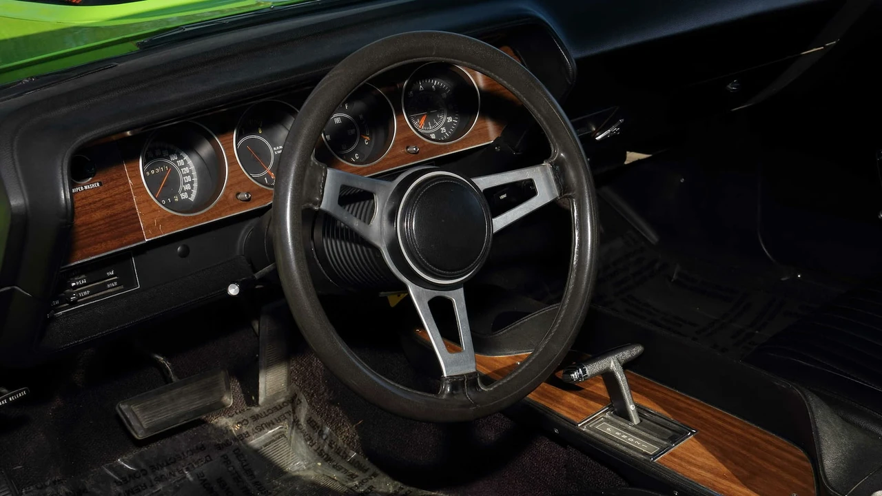 1971 Dodge Challenger Hemi 1st Gen - Image 9 of 20