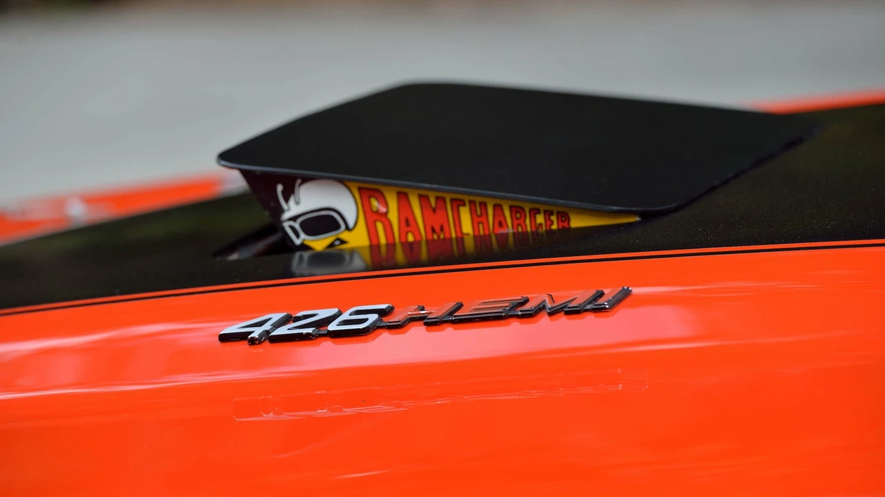 1971 Dodge Charger Hemi 3rd Gen - Image 11 of 31