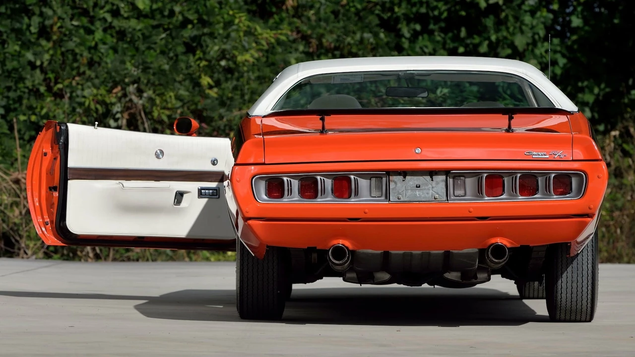 1971 Dodge Charger Hemi 3rd Gen - Image 20 of 31