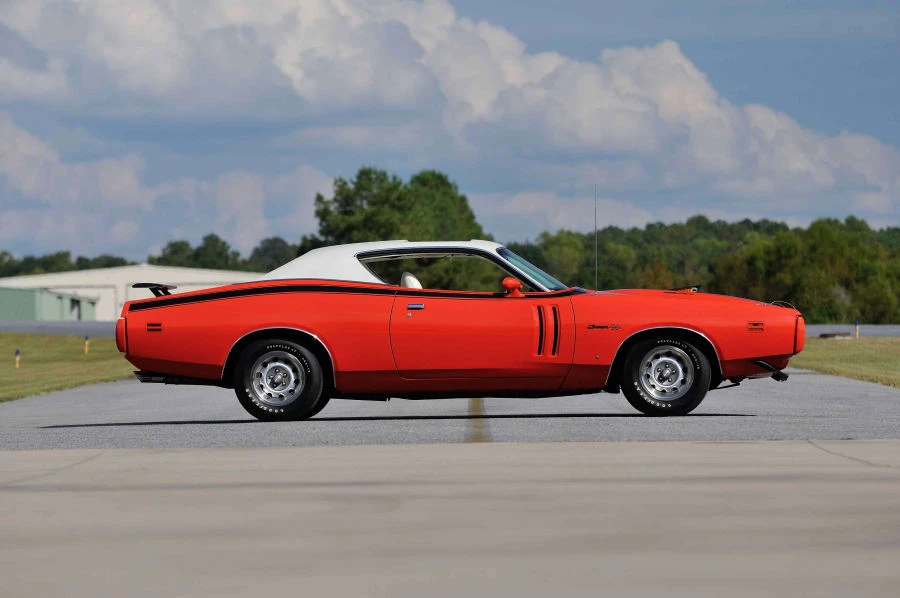 1971 Dodge Charger Hemi 3rd Gen - Image 2 of 12
