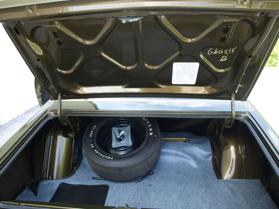 1971 Dodge Charger Hemi 3rd Gen - Image 6 of 8