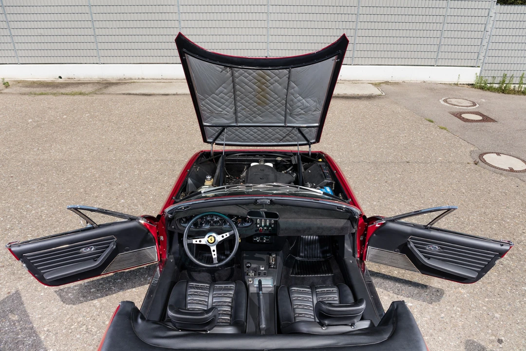 1971 Ferrari Daytona Spider - Image 2 of 31