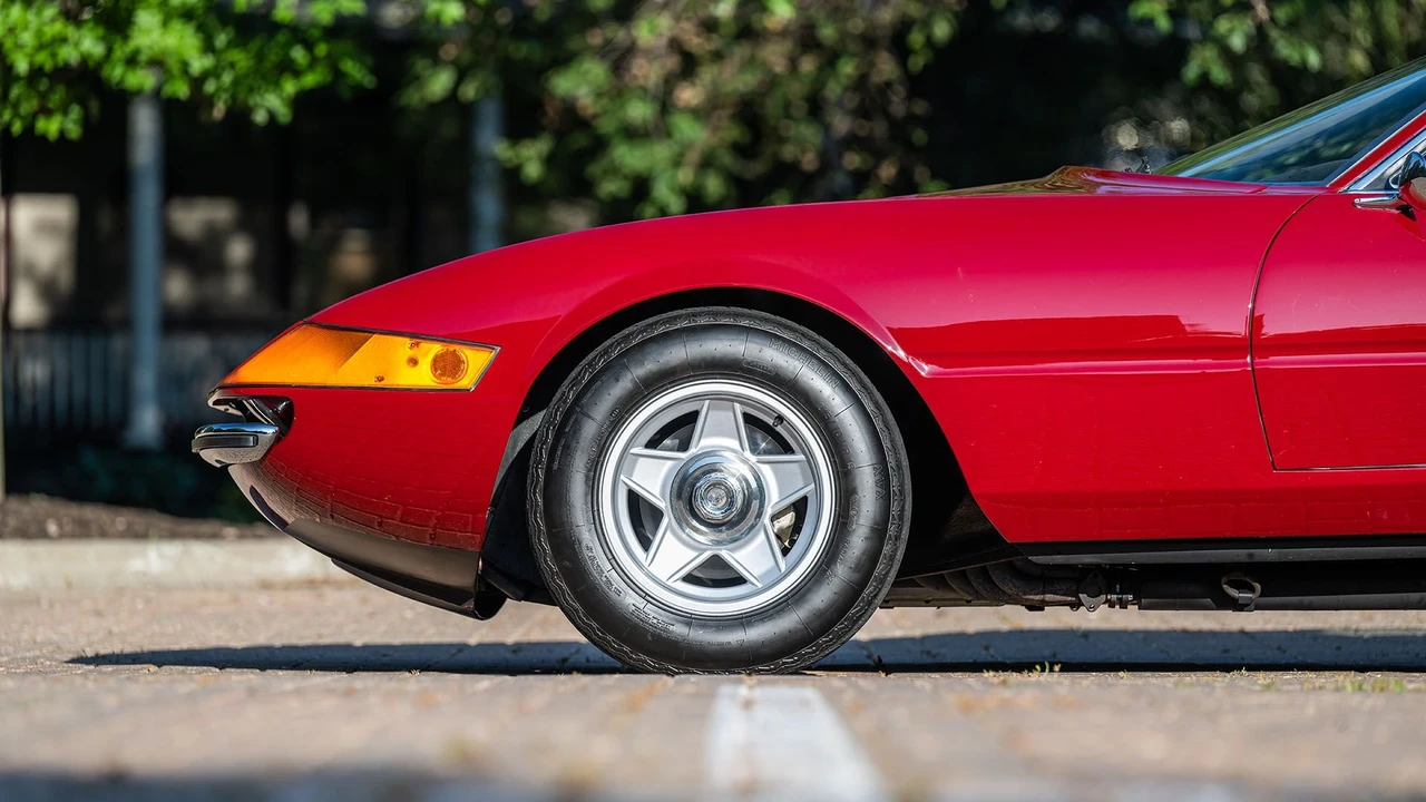 1971 Ferrari Daytona Berlinetta - Image 27 of 31