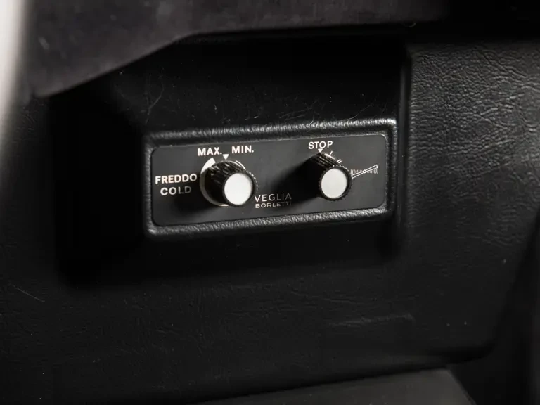 1971 Ferrari Daytona Berlinetta - Image 25 of 31