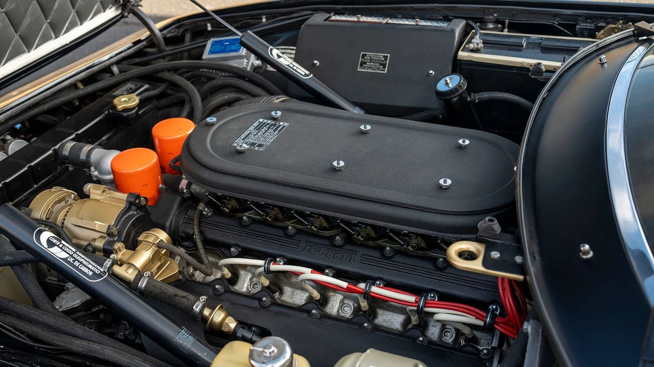 1971 Ferrari Daytona Spider - Image 2 of 31