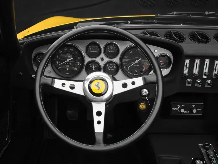 1971 Ferrari Daytona Spider - Image 15 of 19
