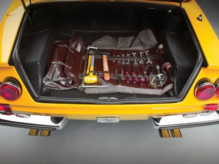 1971 Ferrari Daytona Spider - Image 17 of 19