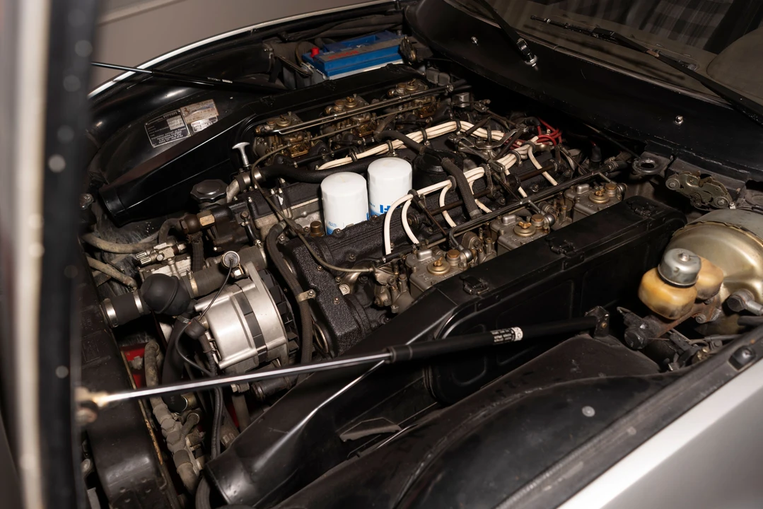1971 Ferrari 365 GTC/4 - Image 16 of 31