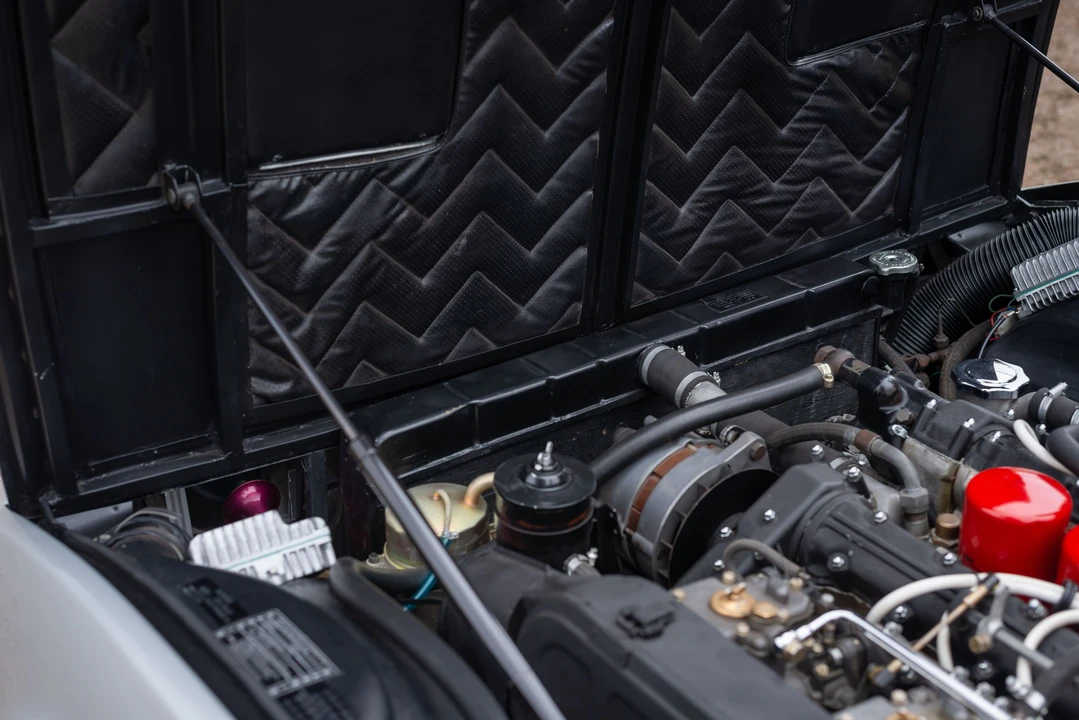 1971 Ferrari 365 GTC/4 - Image 14 of 31