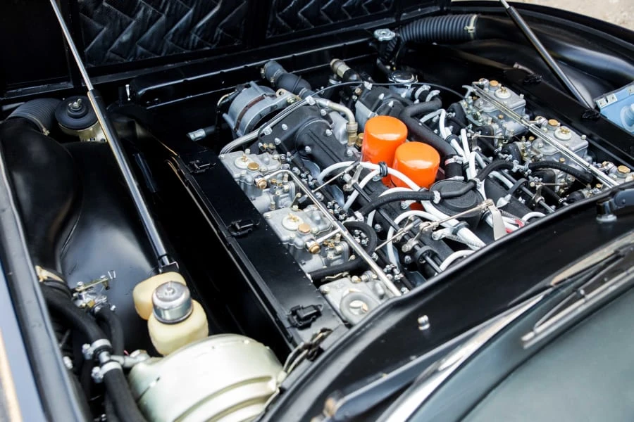 1971 Ferrari 365 GTC/4 - Image 6 of 12