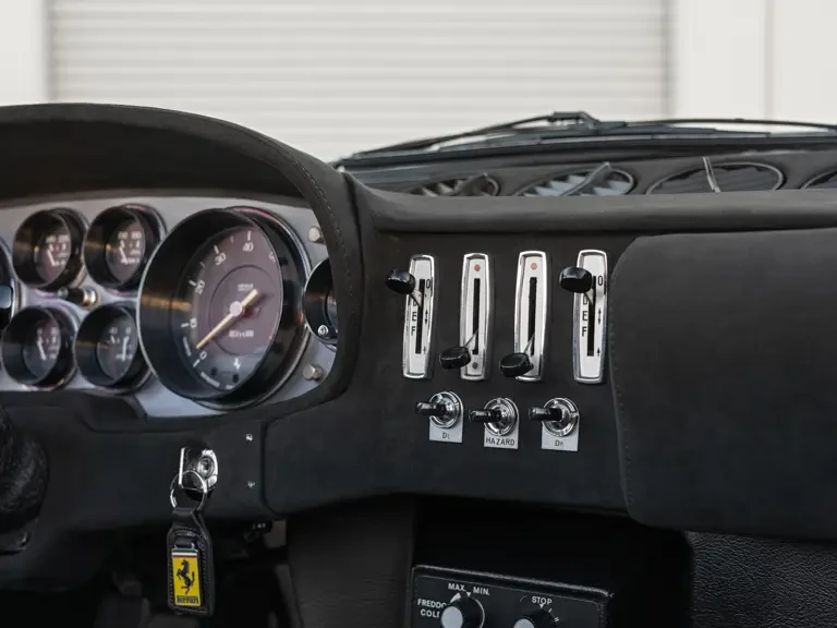 1971 Ferrari Daytona Spider - Image 19 of 31