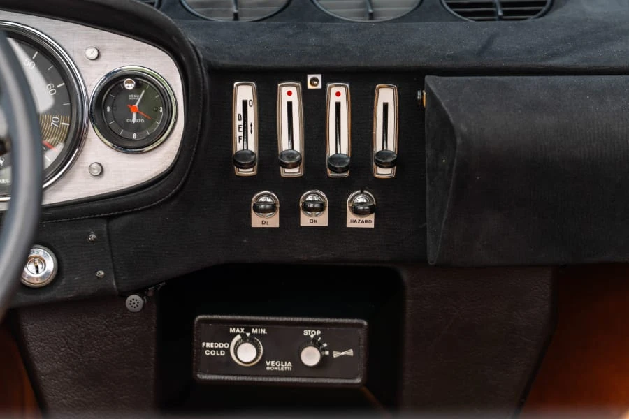 1971 Ferrari Daytona Spider - Image 27 of 31