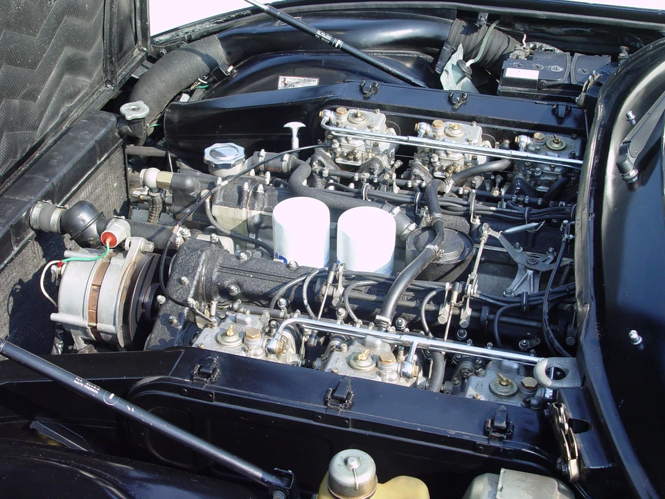 1971 Ferrari 365 GTC/4 - Image 3 of 6