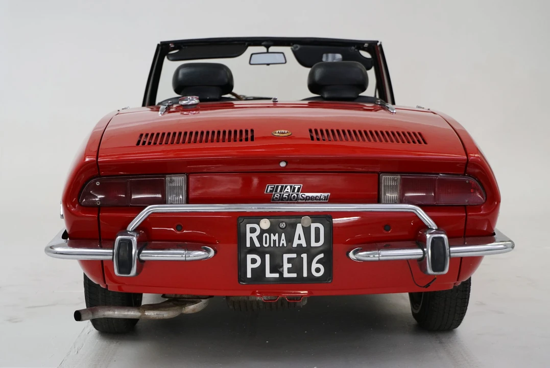 1971 Fiat 850 Spider - Image 13 of 31