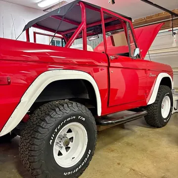 1971 Ford Bronco Sport Utility 2D