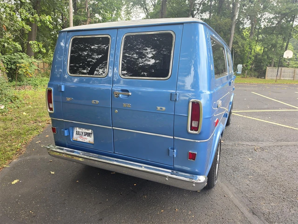 1971 Ford Econoline Van - Image 10 of 31