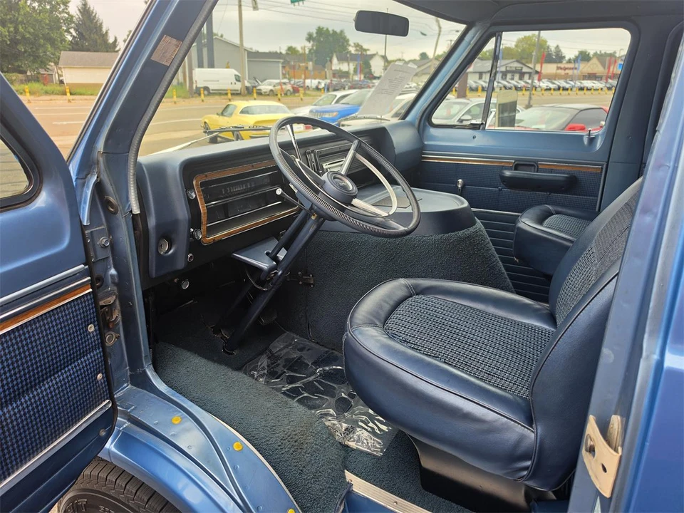 1971 Ford Econoline Van - Image 26 of 31