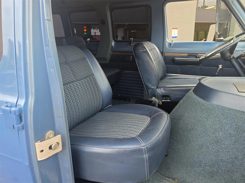 1971 Ford Econoline Van - Image 31 of 31