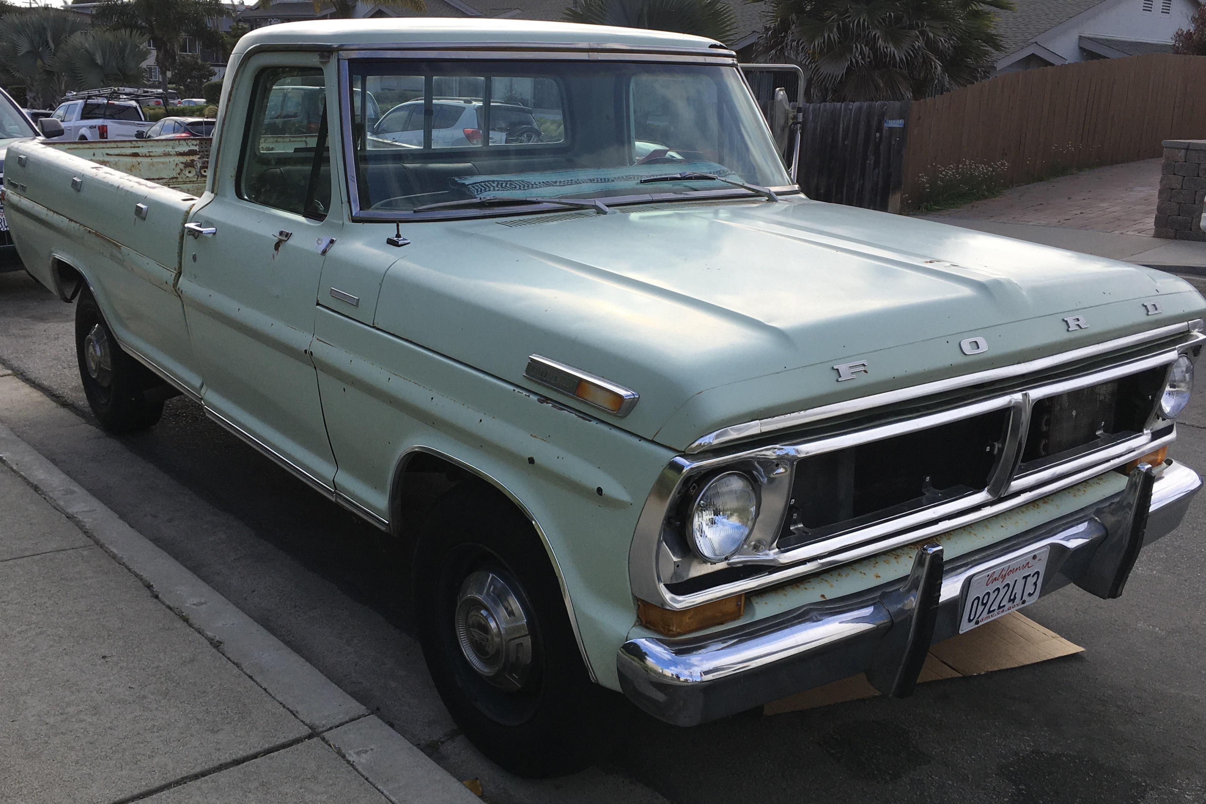 1971 Ford F-250 Ranger XLT Camper Special 390