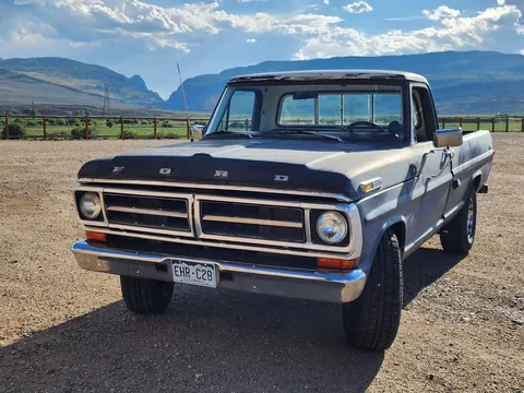 1971 Ford F250 Sport Custom Camper Special