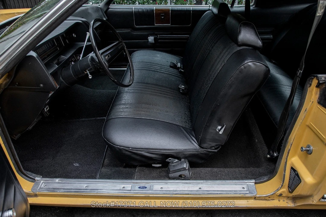 1971 Ford Galaxie 4th Gen - Image 16 of 31