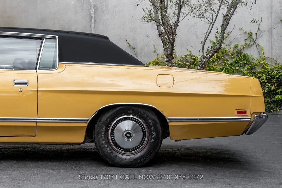 1971 Ford Galaxie 4th Gen - Image 14 of 31