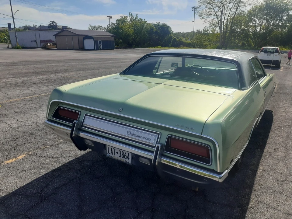 1971 Ford Galaxie 4th Gen - Image 5 of 15