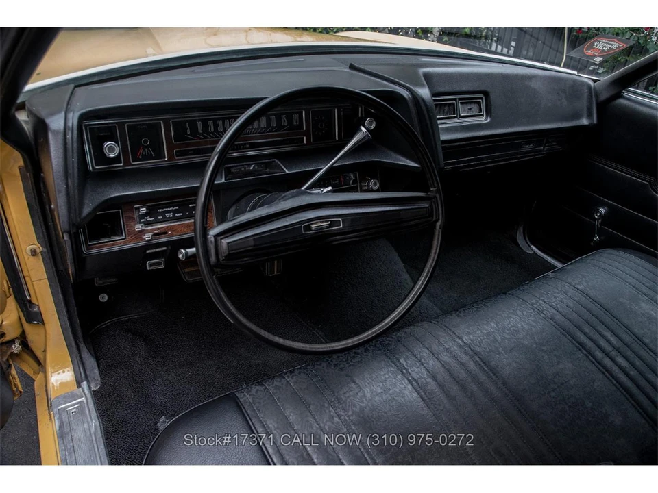1971 Ford Galaxie 4th Gen - Image 16 of 31