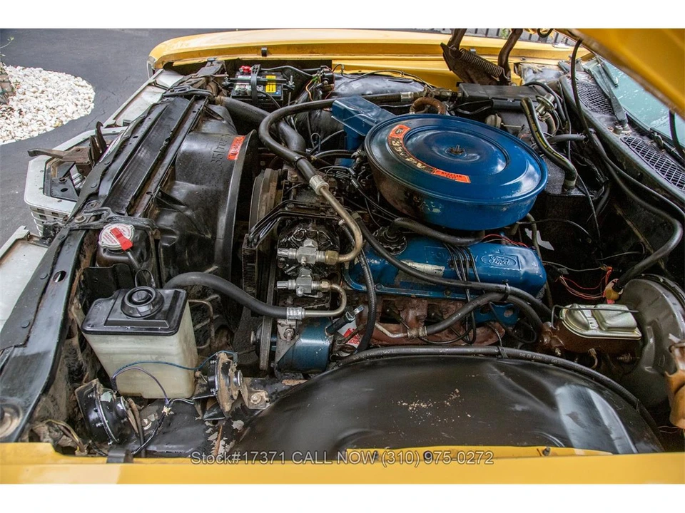 1971 Ford Galaxie 4th Gen - Image 26 of 31