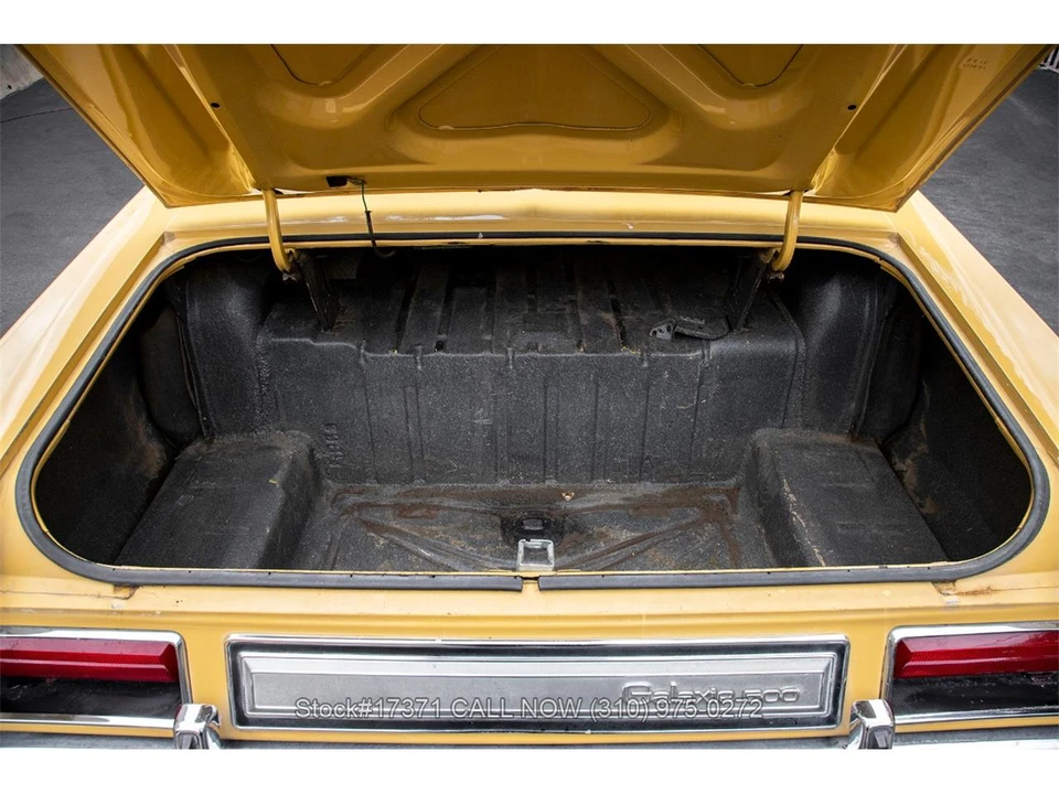 1971 Ford Galaxie 4th Gen - Image 24 of 31