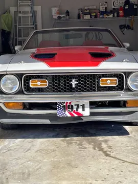 1971 Ford Mustang Convertible 2D
