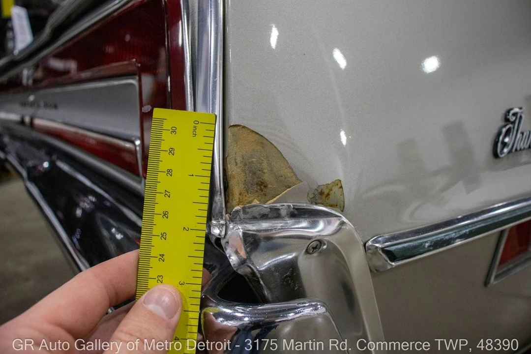 1971 Ford Thunderbird 5th Gen - Image 27 of 31
