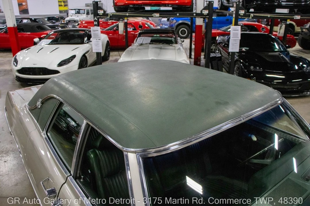 1971 Ford Thunderbird 5th Gen - Image 14 of 31