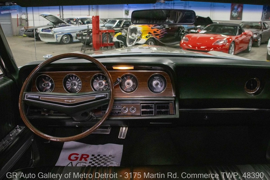 1971 Ford Thunderbird 5th Gen - Image 16 of 31