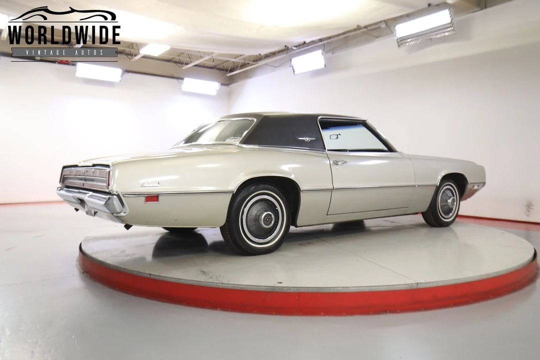 1971 Ford Thunderbird 5th Gen - Image 6 of 12