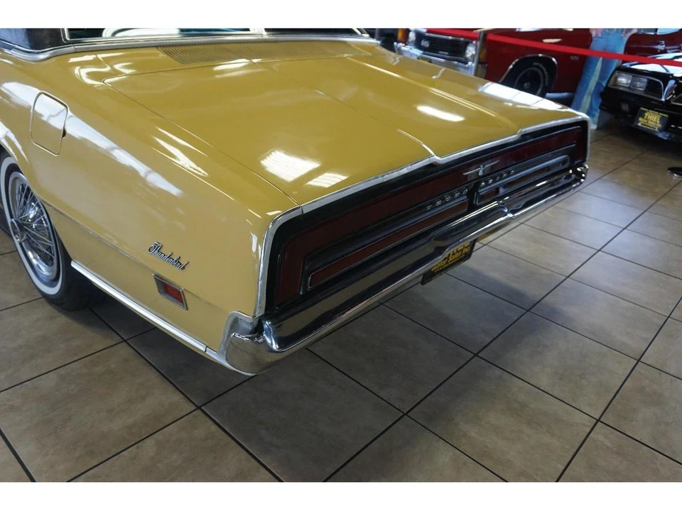 1971 Ford Thunderbird 5th Gen - Image 29 of 31