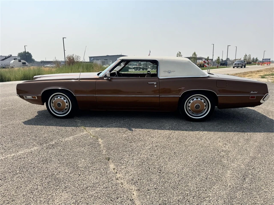 1971 Ford Thunderbird 5th Gen - Image 8 of 17