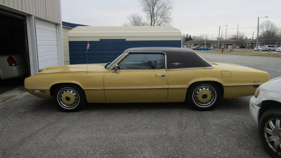 1971 Ford Thunderbird 5th Gen - Image 2 of 12