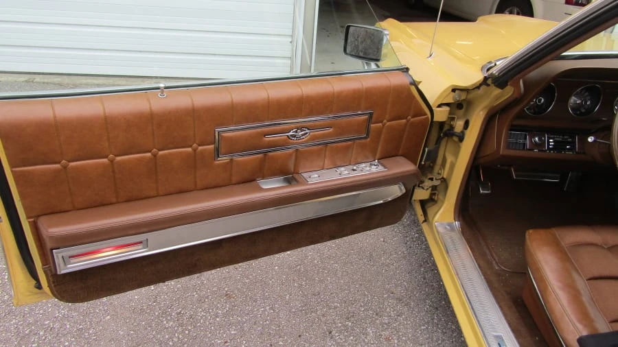 1971 Ford Thunderbird 5th Gen - Image 3 of 12