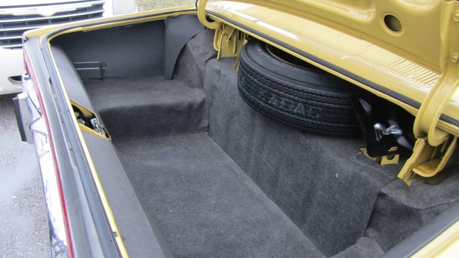 1971 Ford Thunderbird 5th Gen - Image 11 of 12