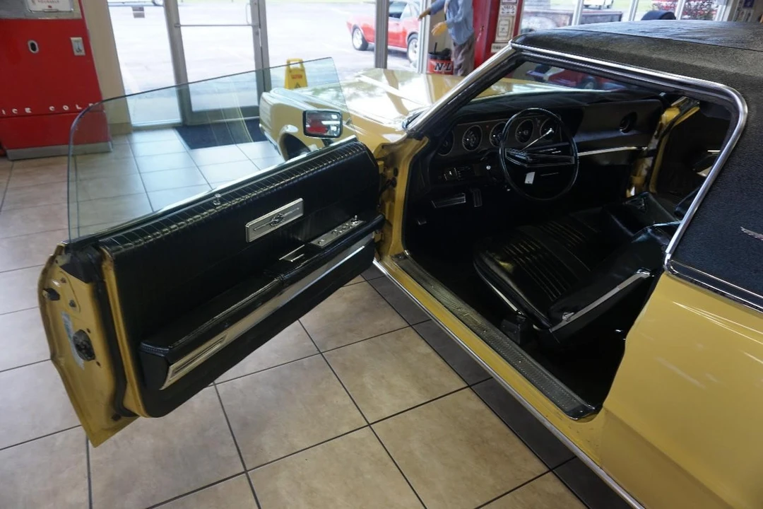 1971 Ford Thunderbird 5th Gen - Image 30 of 31