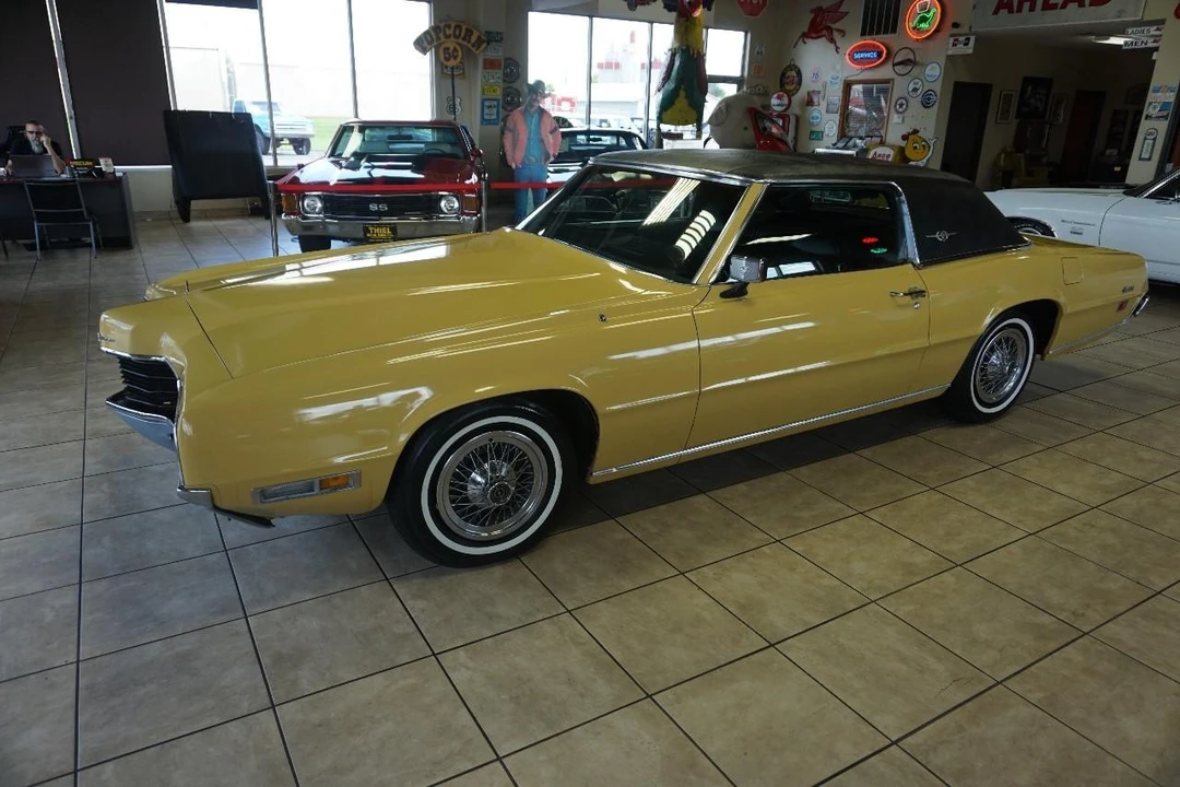 1971 Ford Thunderbird 5th Gen - Image 10 of 31