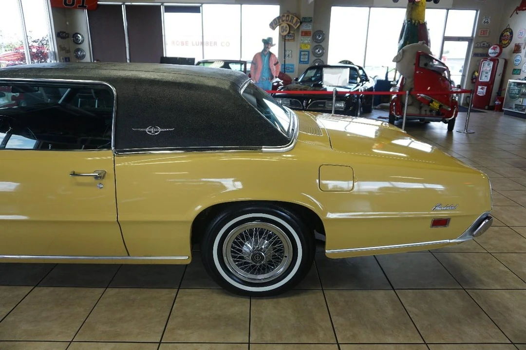 1971 Ford Thunderbird 5th Gen - Image 8 of 31