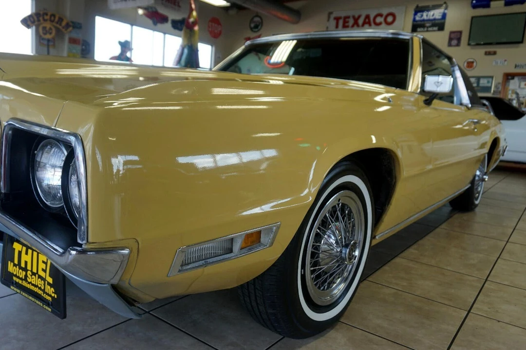 1971 Ford Thunderbird 4th Gen - Image 17 of 21