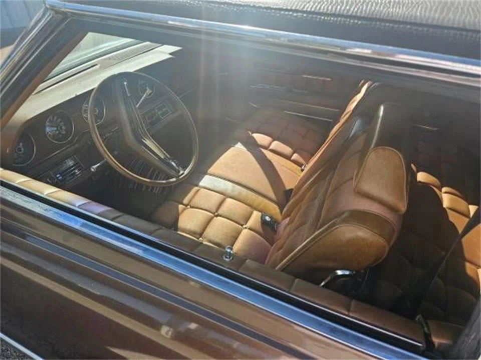 1971 Ford Thunderbird 5th Gen - Image 4 of 9