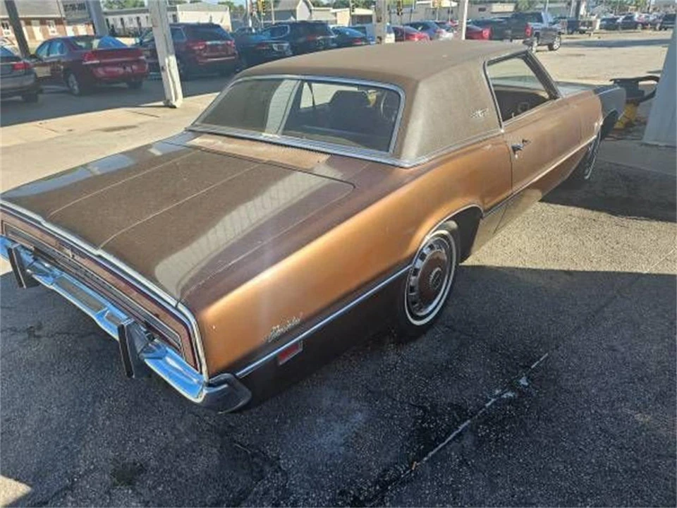 1971 Ford Thunderbird 5th Gen - Image 2 of 9