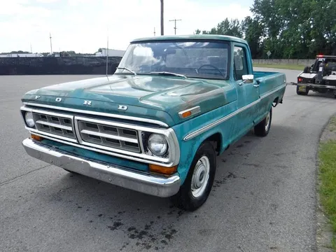 1971 Ford F-100 Sport Custom Long Bed