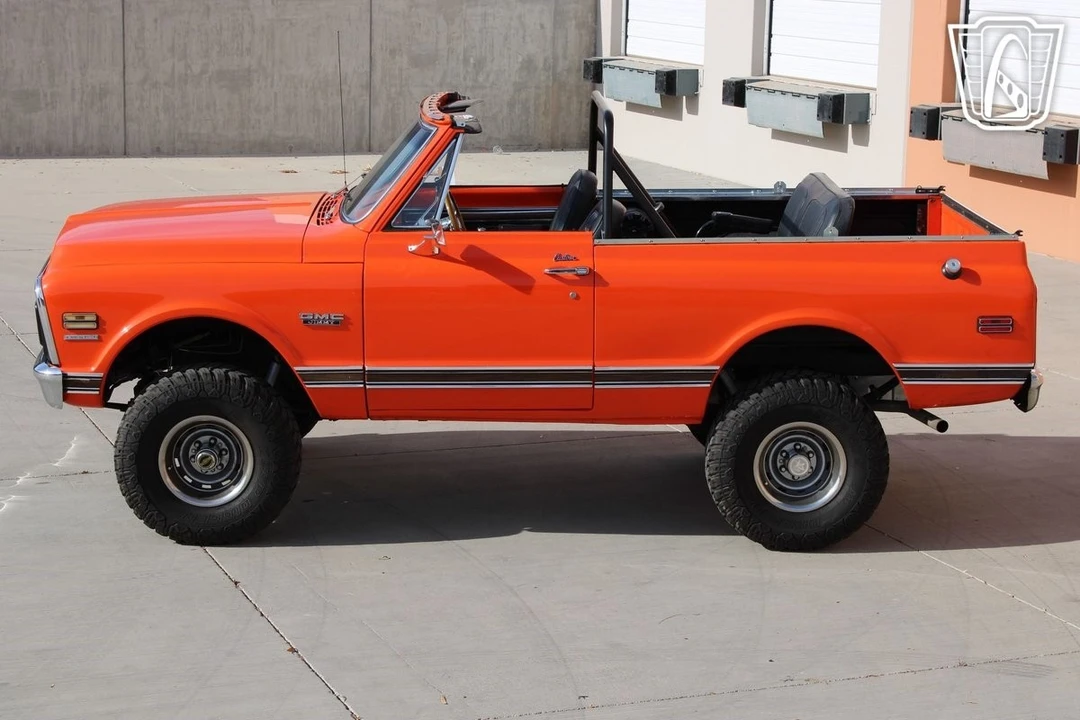 1971 GMC Jimmy 1st Gen - Image 11 of 12