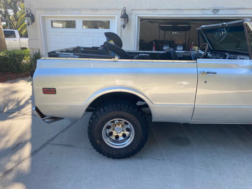 1971 GMC Jimmy 1st Gen - Image 10 of 31