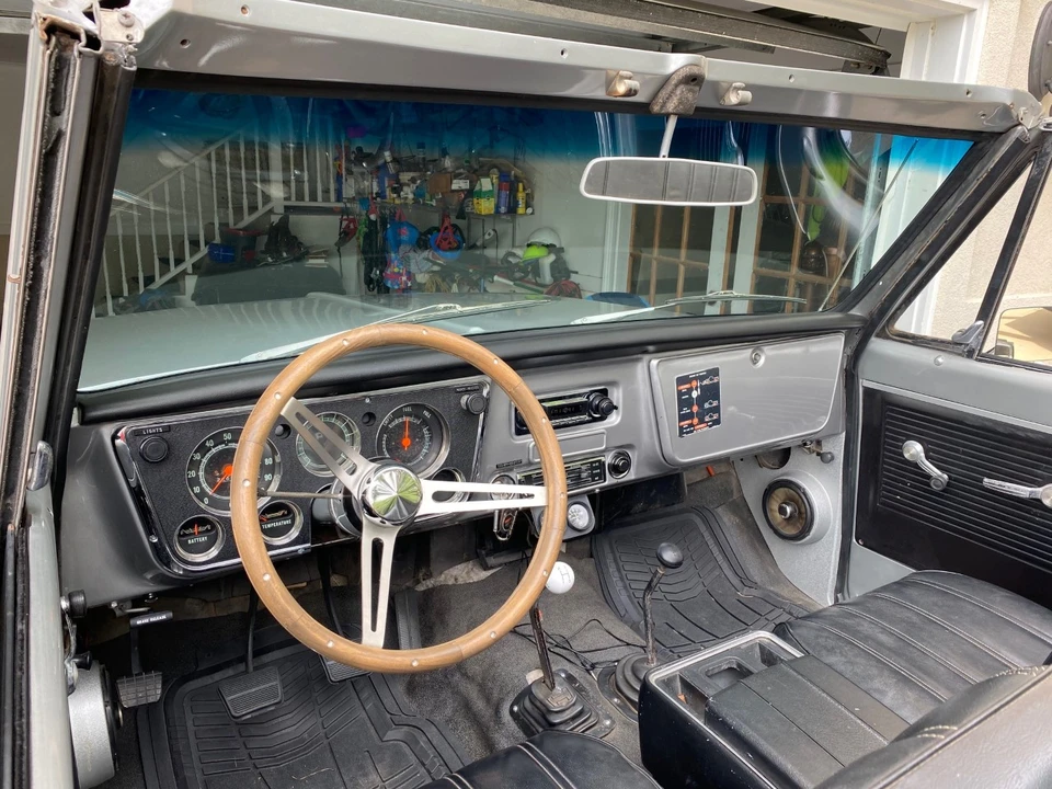 1971 GMC Jimmy 1st Gen - Image 28 of 31